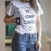 V-Neck T-Shirt – Bild 2